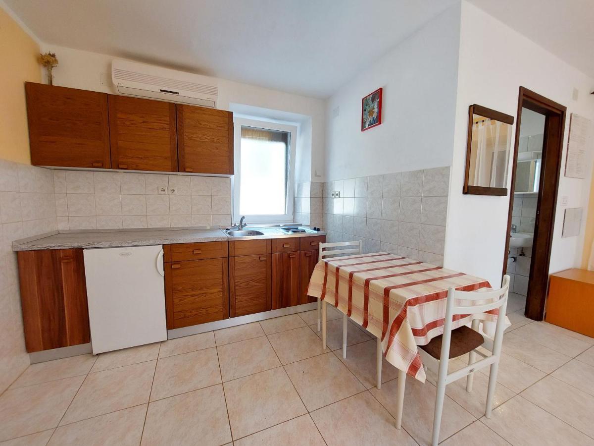 Čižići Apartments Ivan מראה חיצוני תמונה